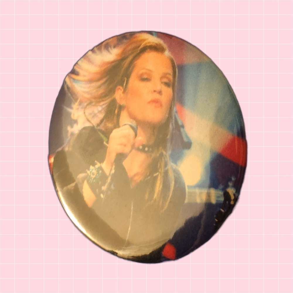 Lisa Marie Presley 2" Pin